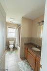 full bathroom #1