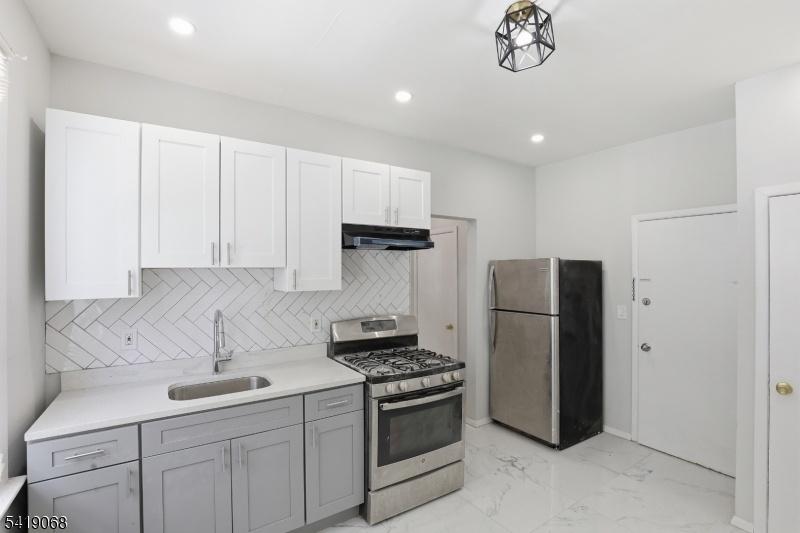Kitchen  1-R