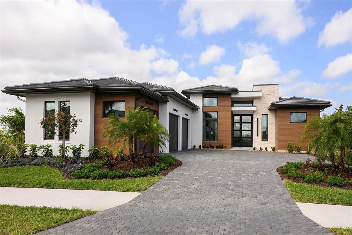 Photo Lago model home