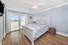 1 floor guest suite