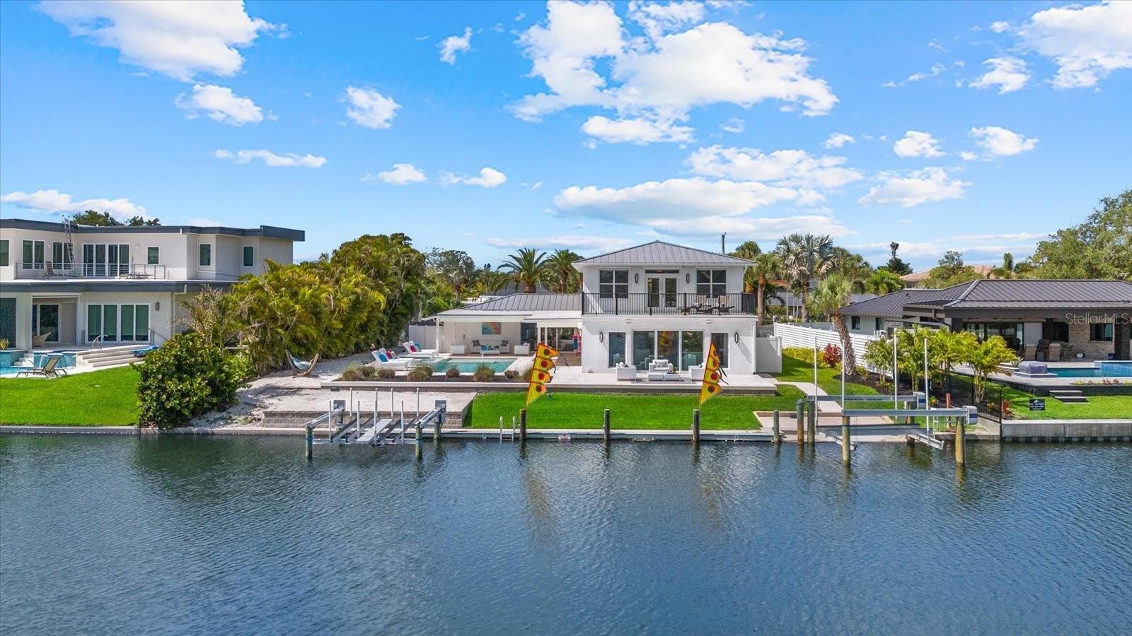 109 ft on Grand Canal; two lifts, 1 for 10,000 lb boat and other for 2 jet skis or kayaks