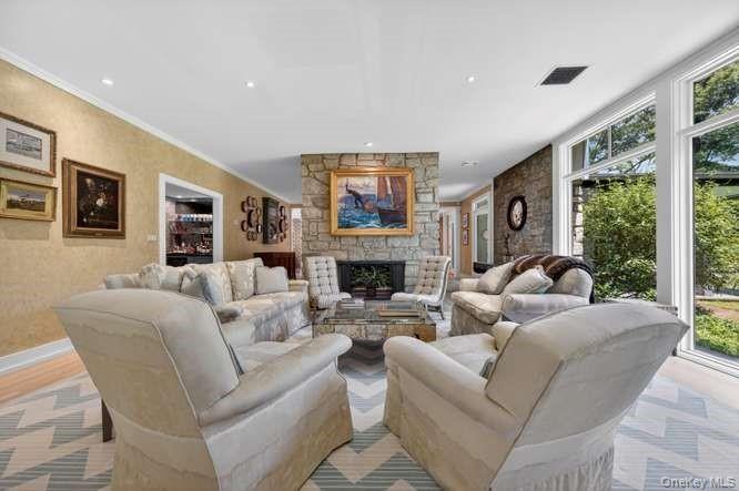 Perfectly scaled living room for elegant entertaining