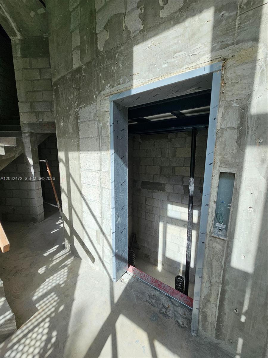 elevator