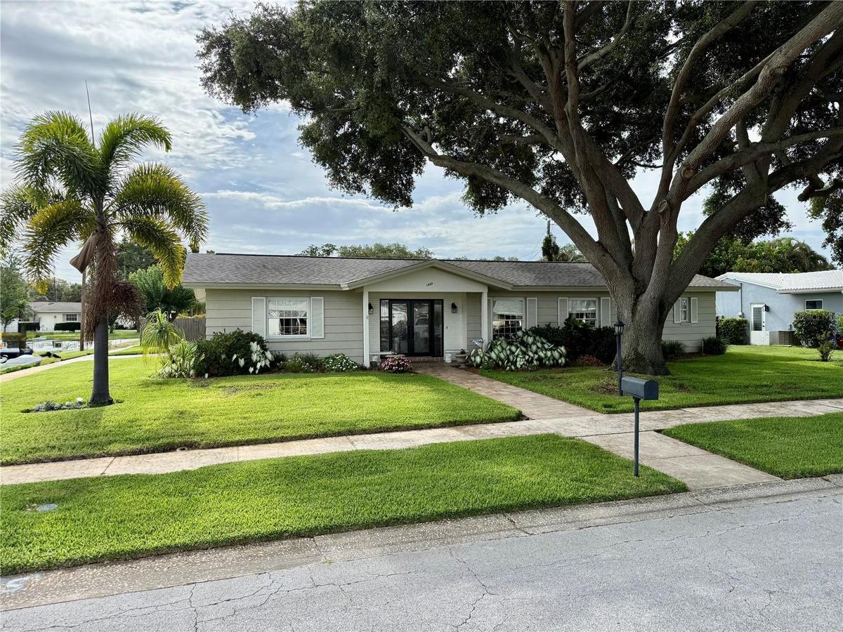 Large corner lot