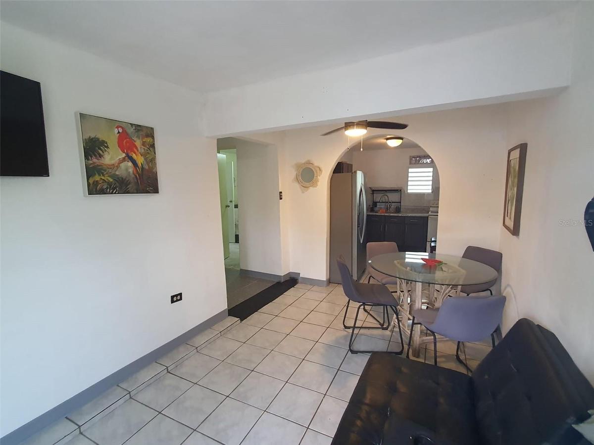 Grande Living, Dining, Kitchen