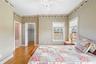 Guest bedroom.