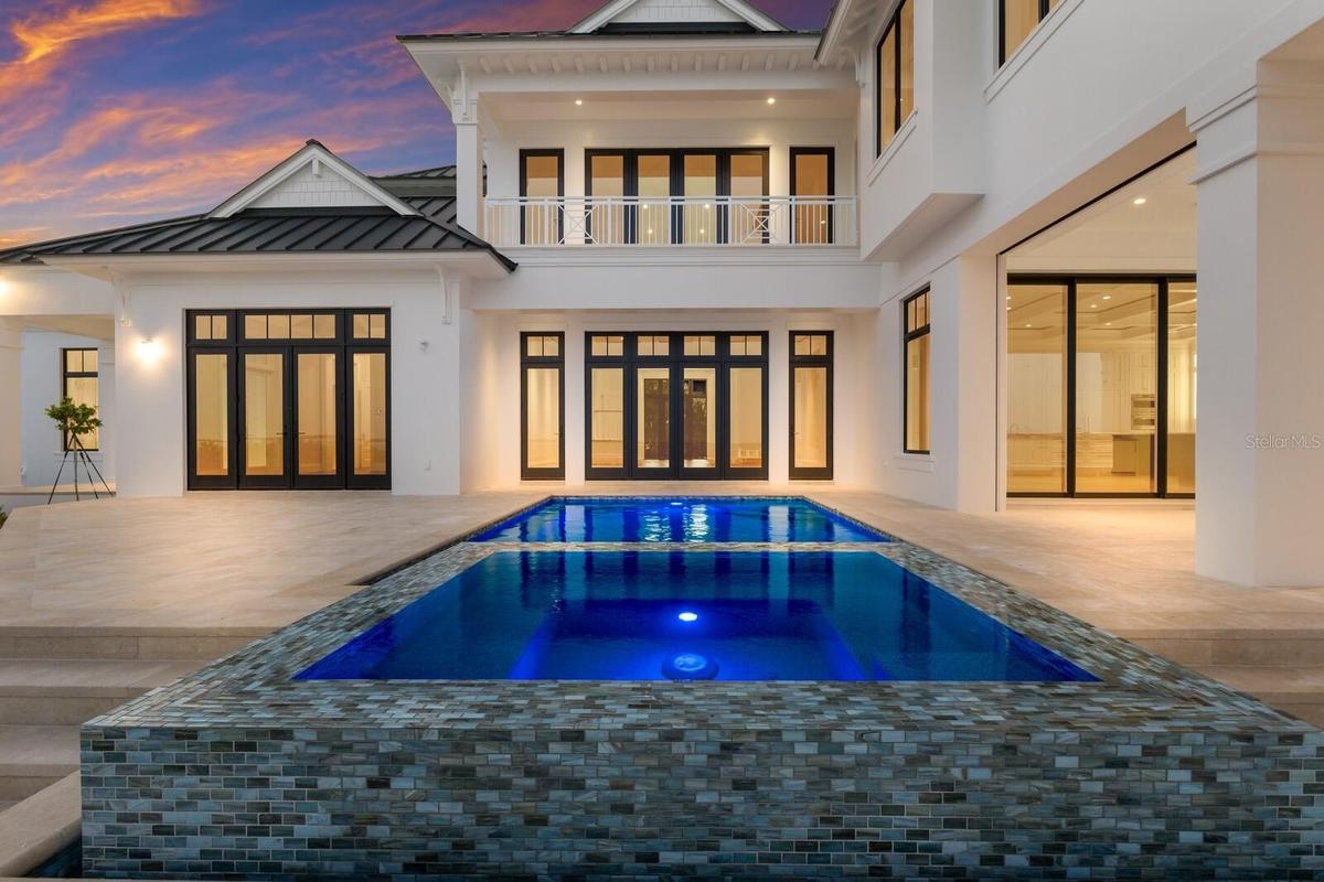 Exterior Pool & Spa