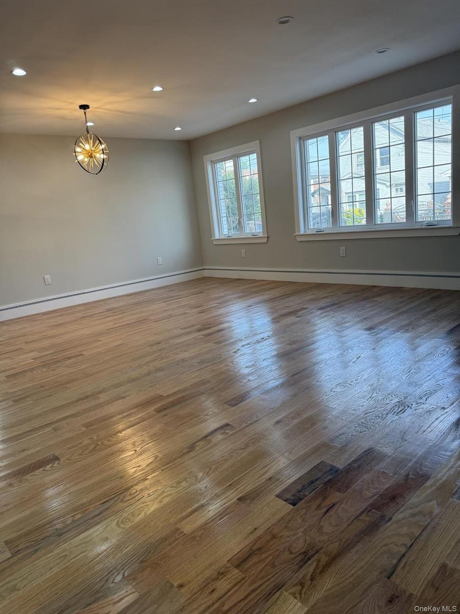 1st floor living room