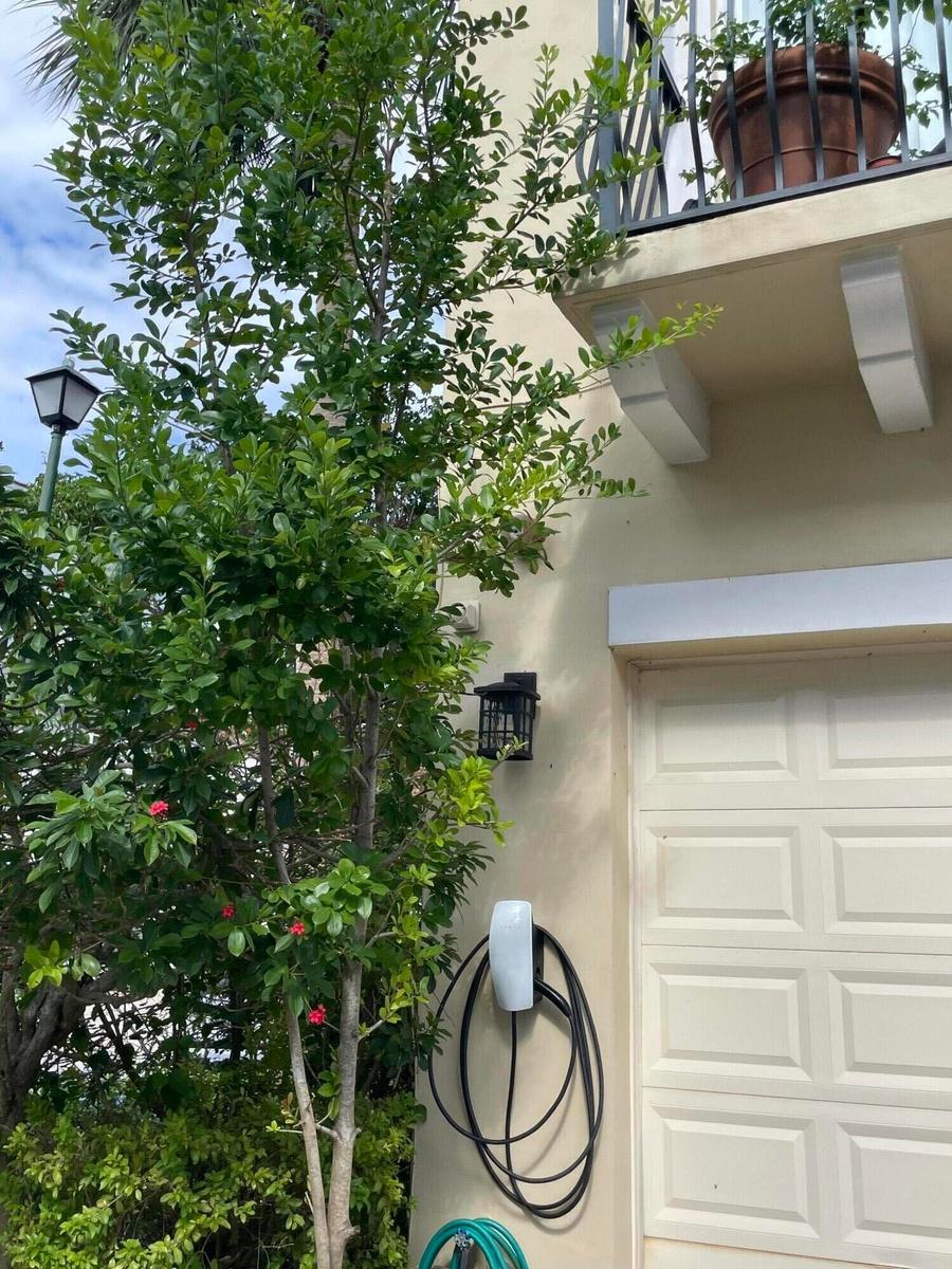 EV Tesla Charger for all EVs