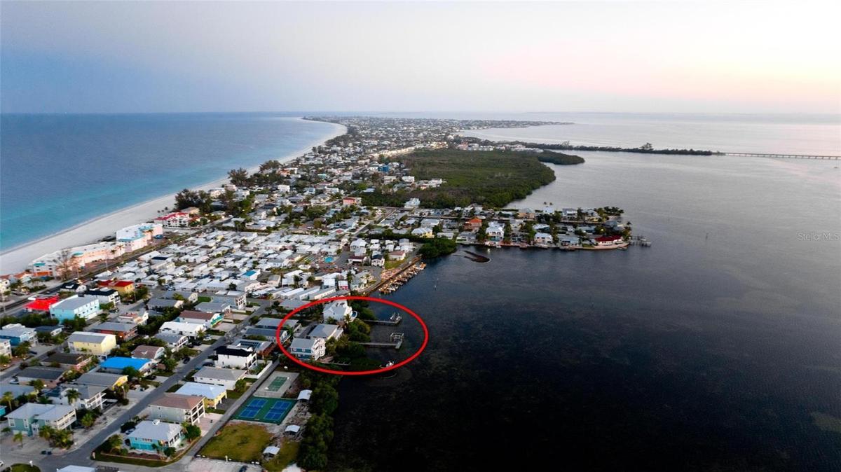 Enjoy the relaxed coastal lifestyle that makes Anna Maria Island world famous.
