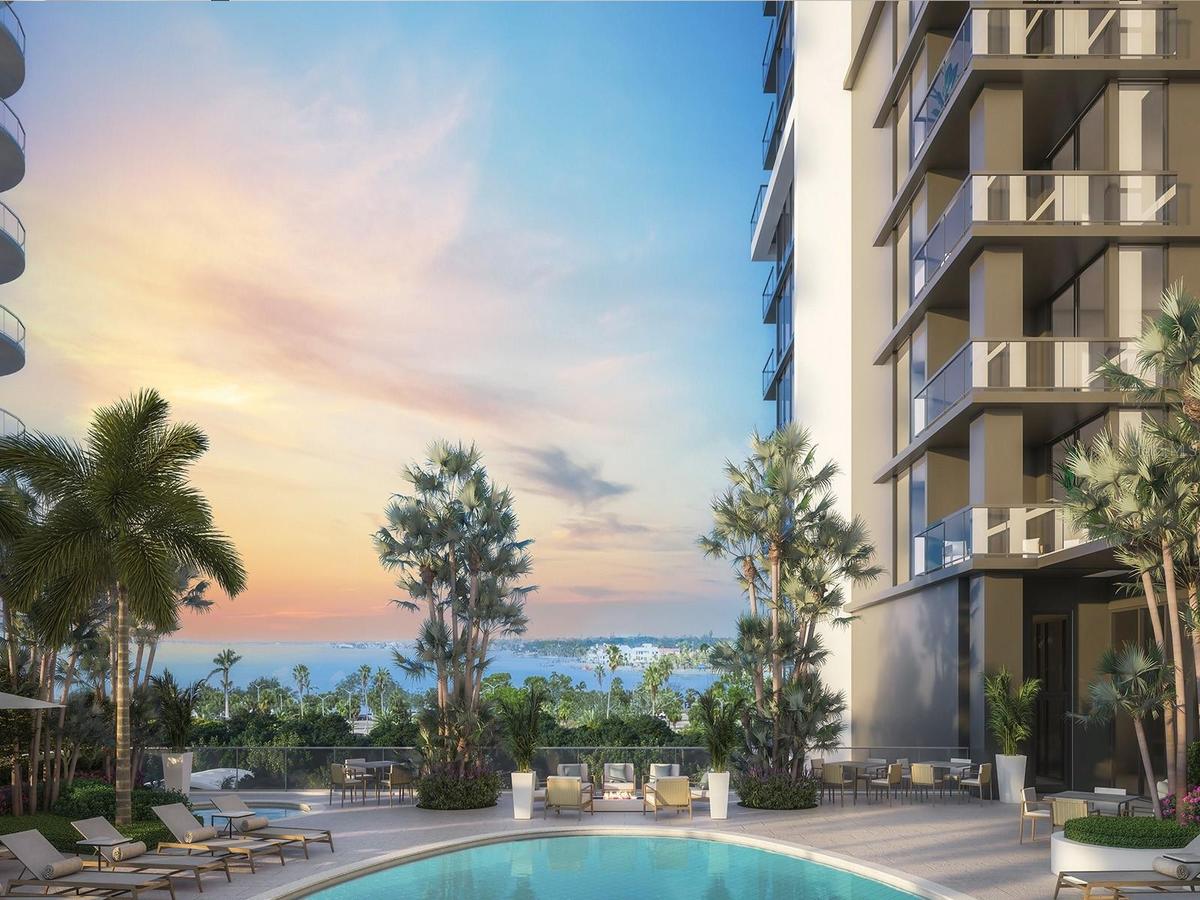 5th level pool deck