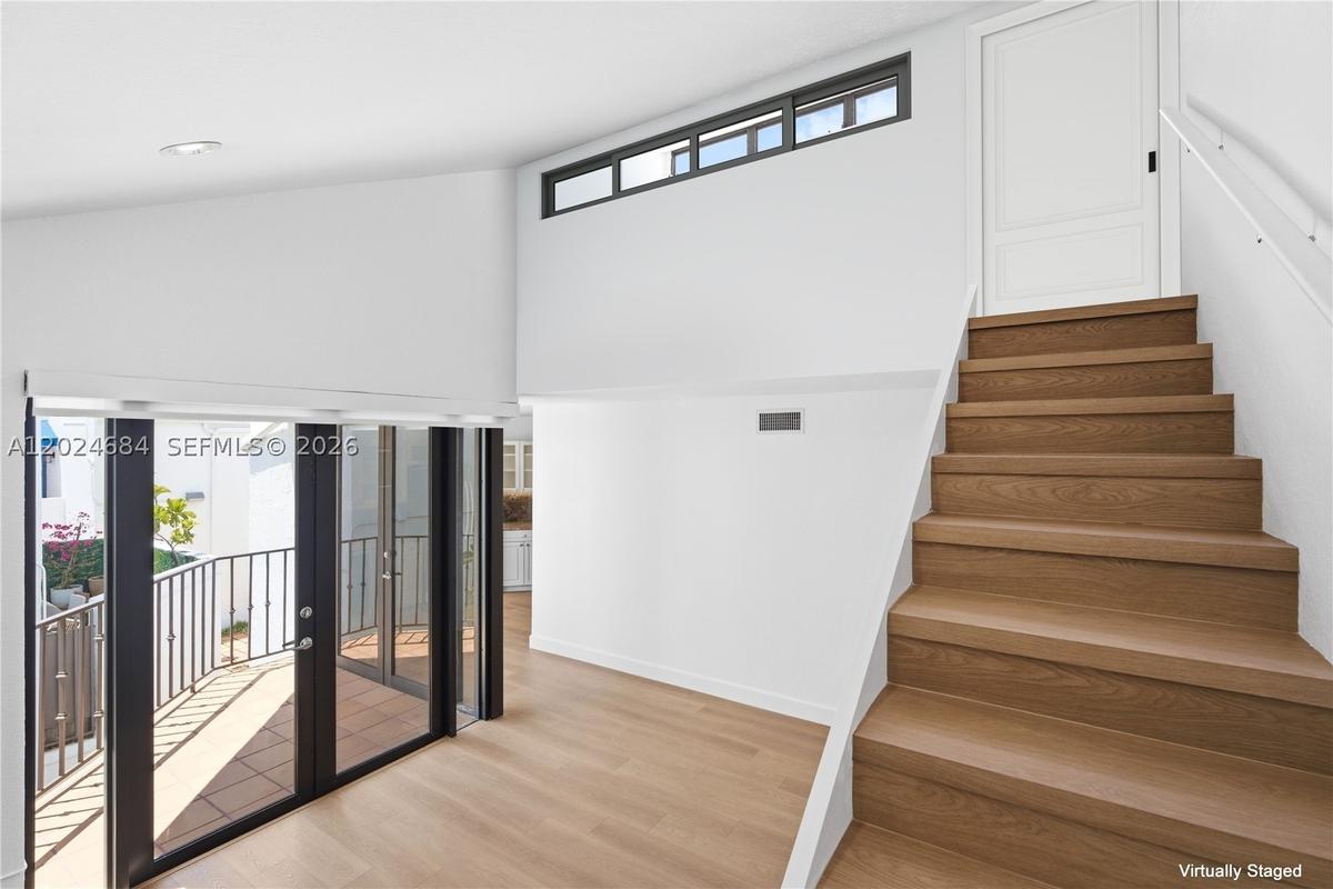 Loft can be enclosed to make a 2nd Bedroom