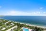Resort lifestyle, sandy beaches in Key Biscayne