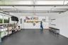 Immaculate 2-car garage