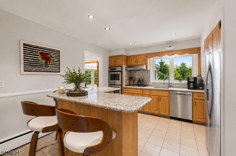 Eat in Kitchen