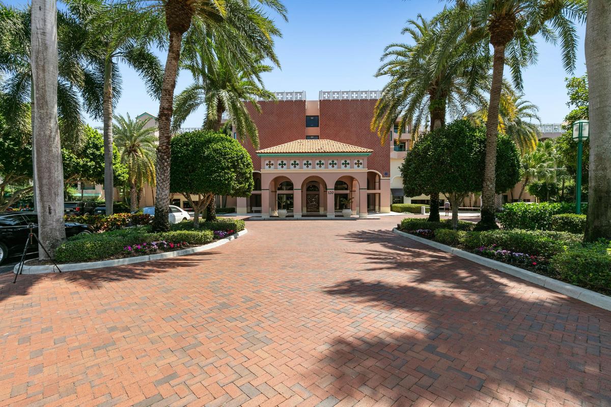 Mizner Court 1