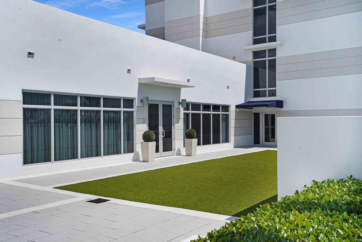 TOWER 155 - BOCA RATON