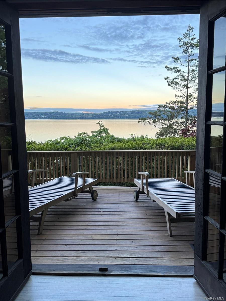 Deck off Great Room.