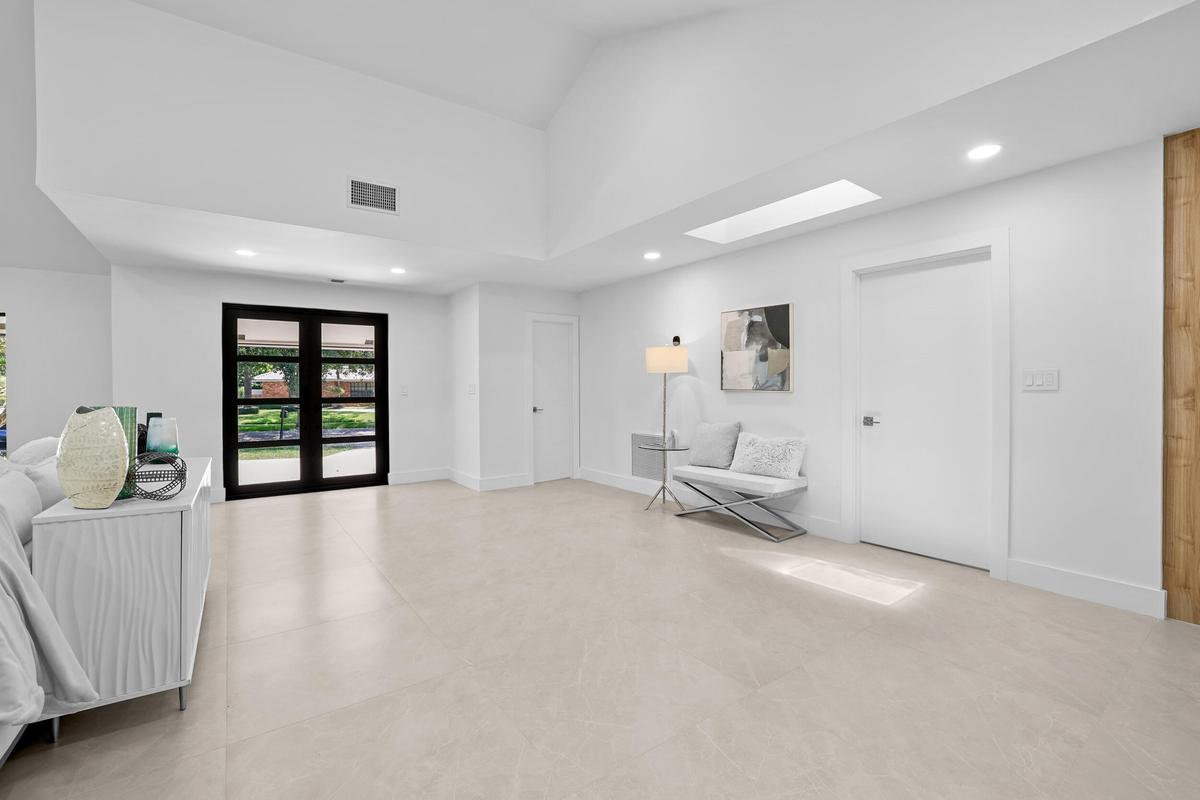 Living Room 5