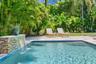 63-web-or-mls-633 NE 20th St, Wilton Man