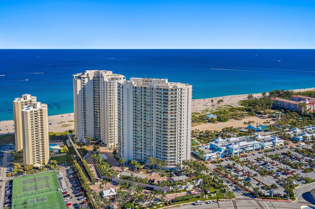 002-2700NorthOceanDrive-PH1-RivieraBeach