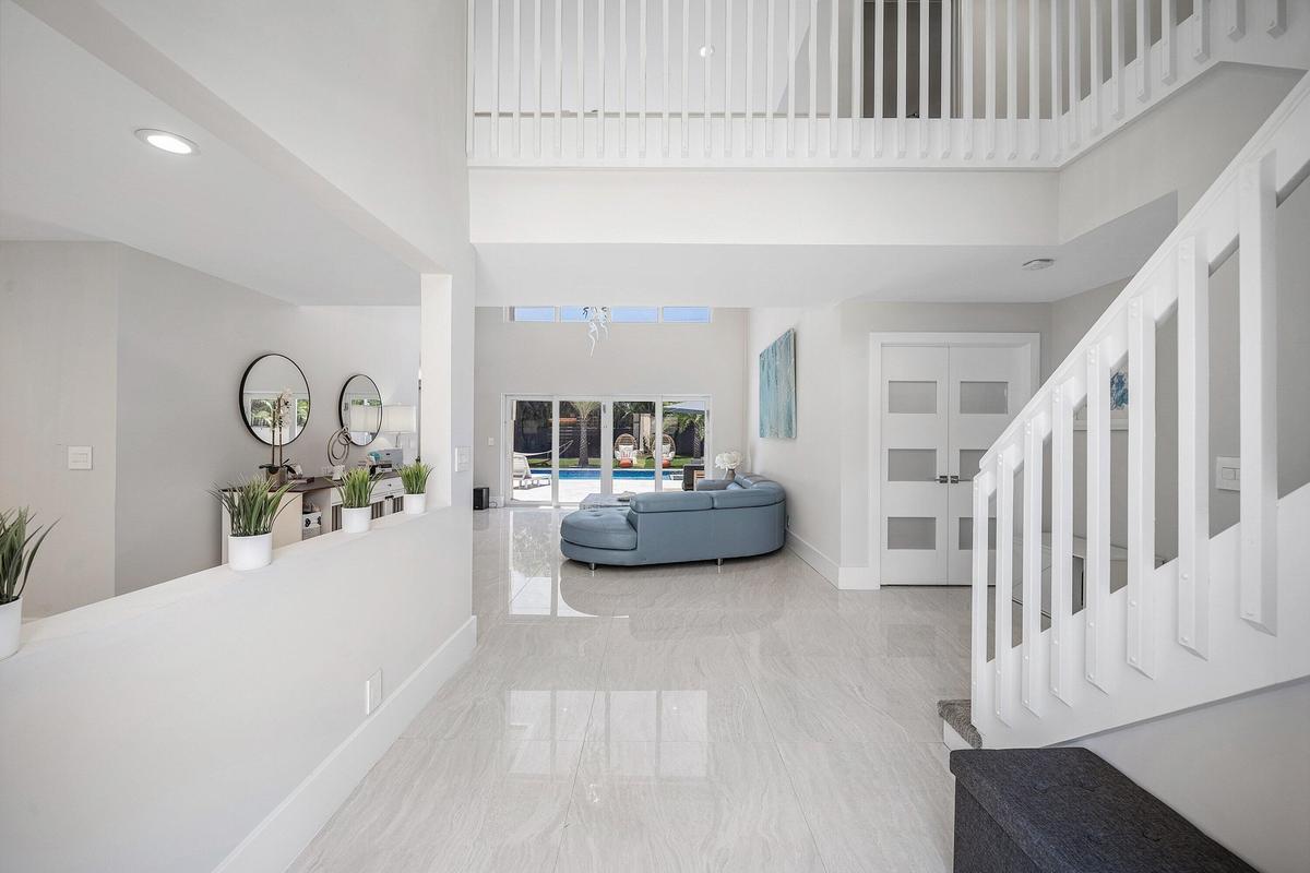 022-10616WheelhouseCircle-BocaRaton-FL-3