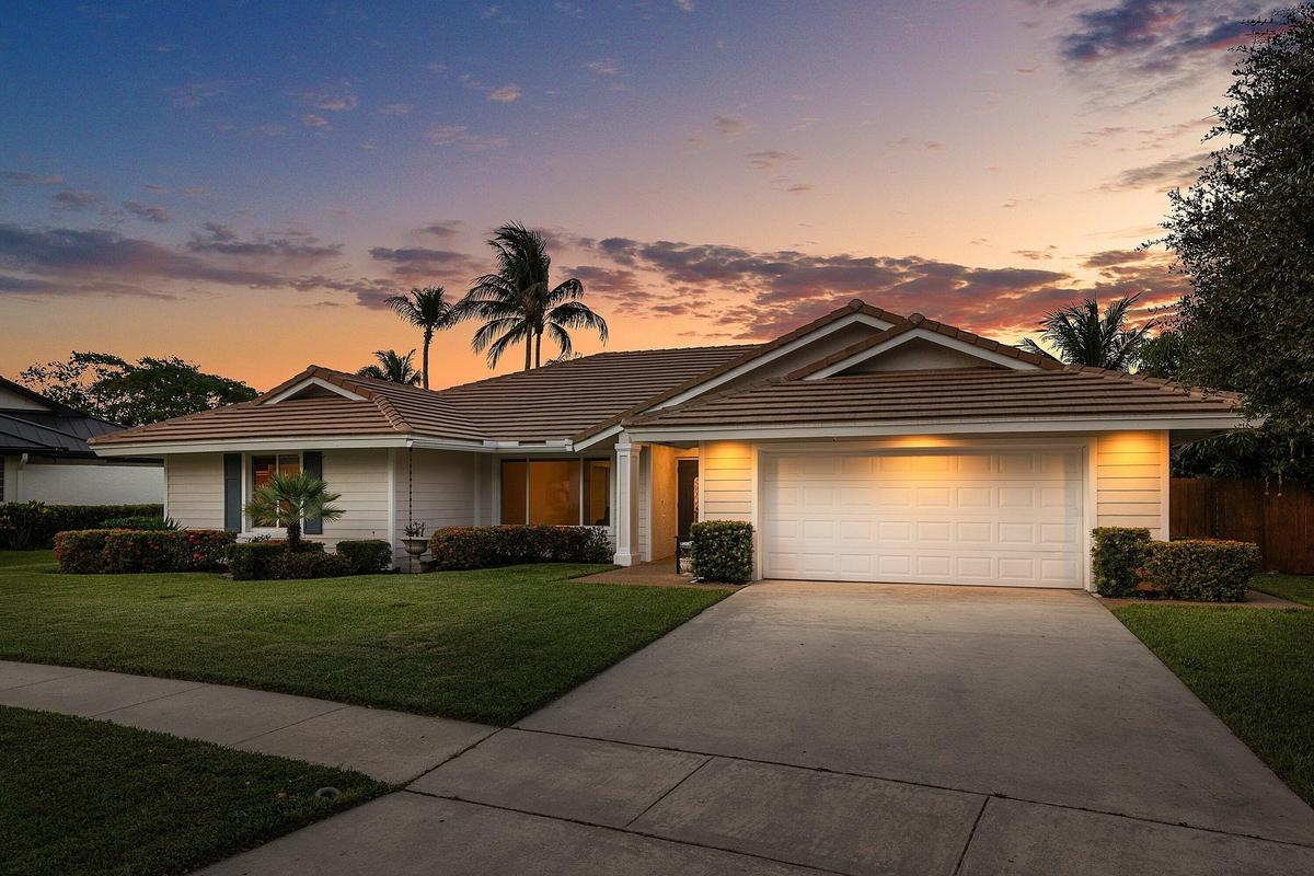 075-763CaminoLakesCircle-BocaRaton-FL-33