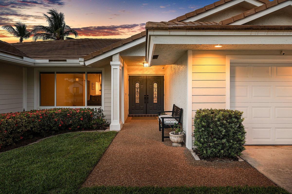 076-763CaminoLakesCircle-BocaRaton-FL-33