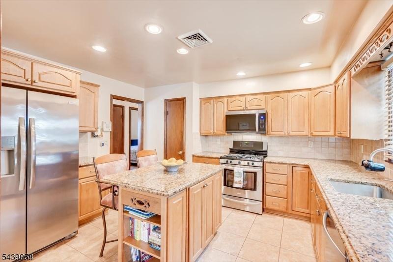 Eat in Kitchen