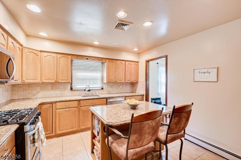 Eat in Kitchen