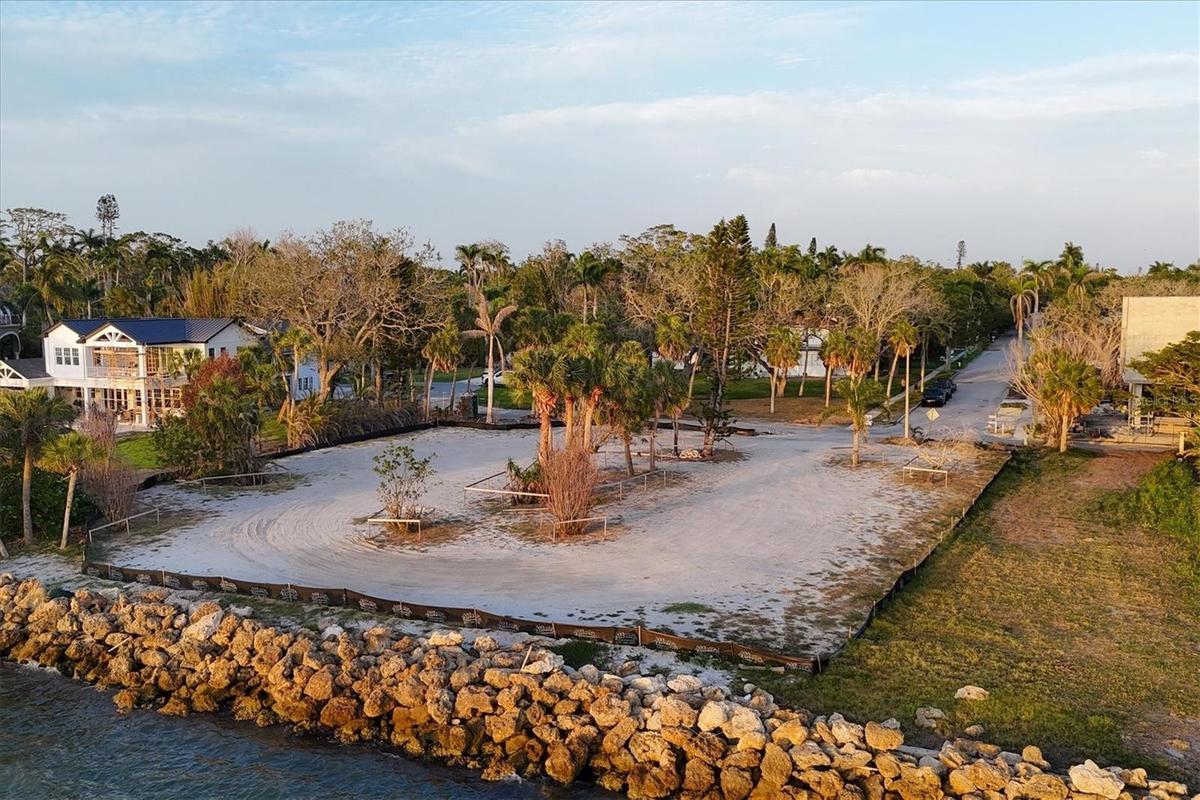 Lot lines extend beyond black silt fence