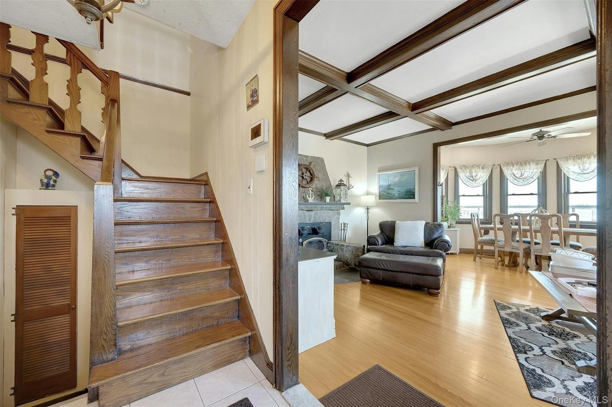 Large foyer