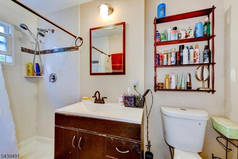 Unit 1-Bathroom