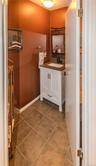 Half bath (powder room)