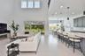 Living room/kitchen