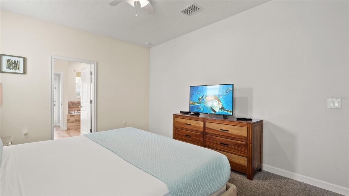 BEDROOM ENSUITE