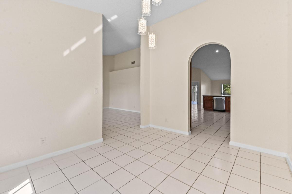 10 Dining room 03