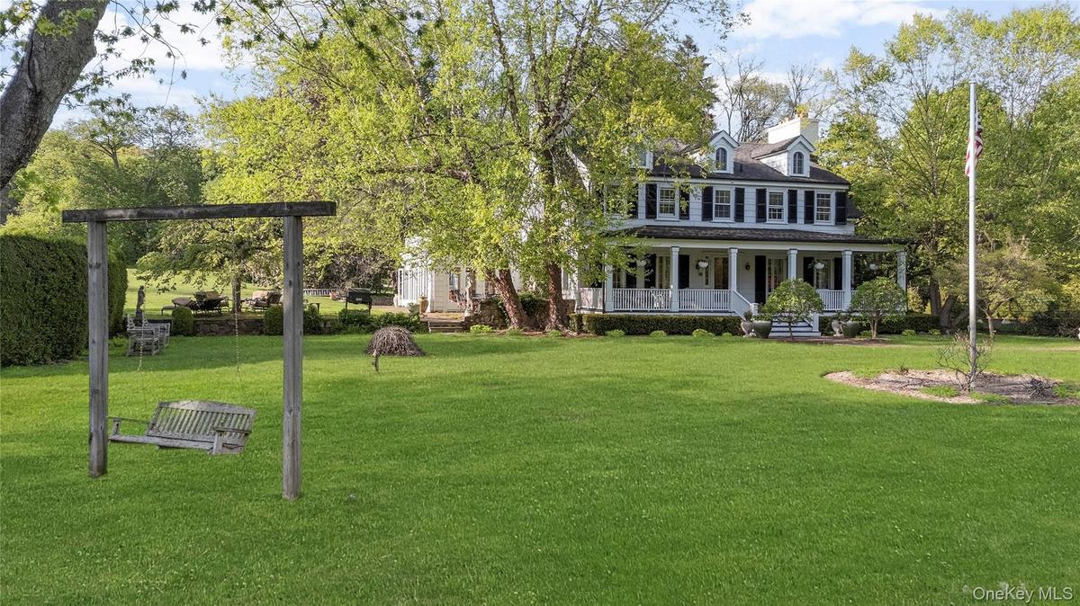 Front garden view