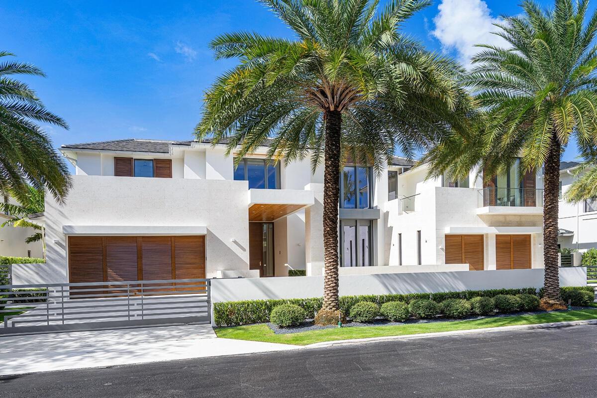 249_Alexander_Palm_Road_03