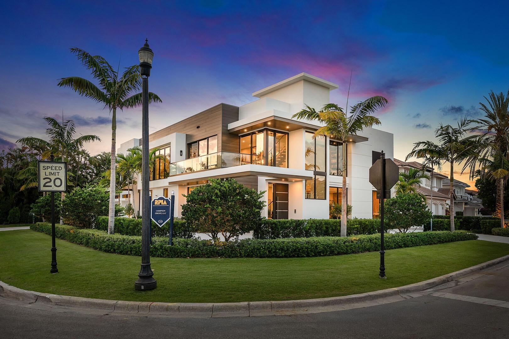 303_South_Maya_Palm_Drive_Dusk_01