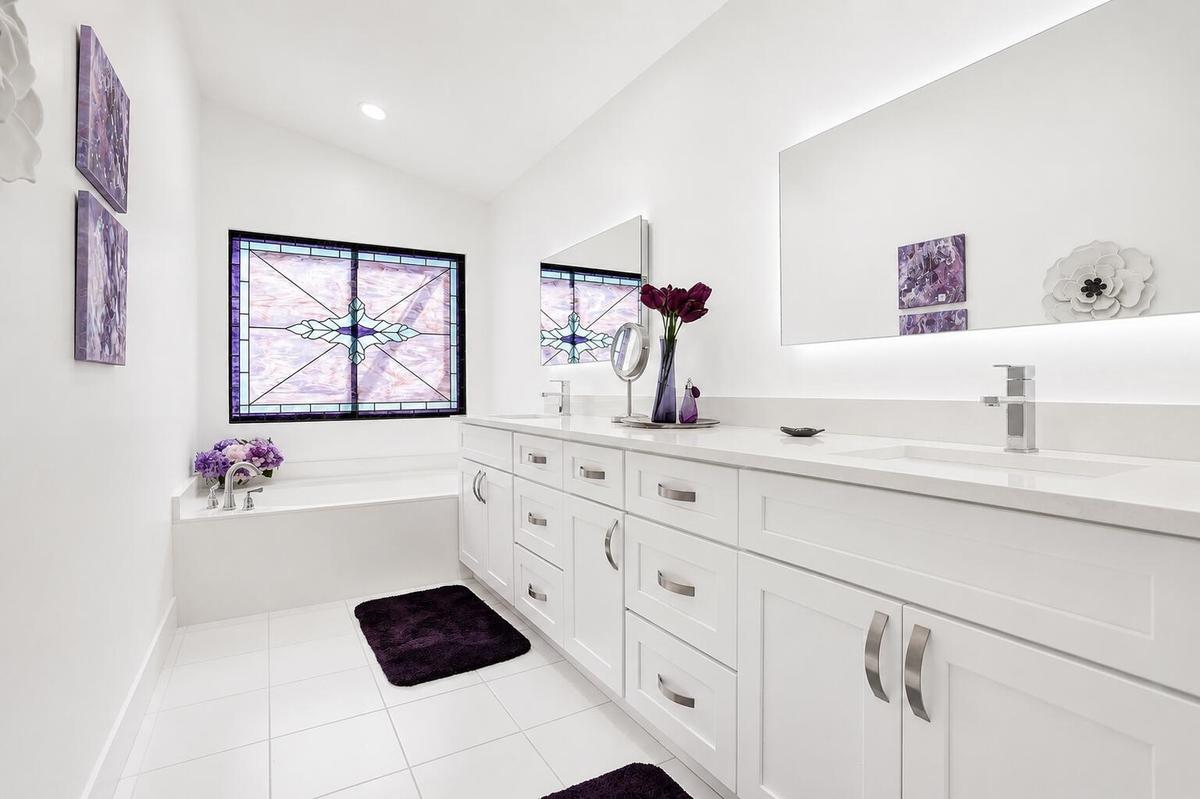 Bath master white