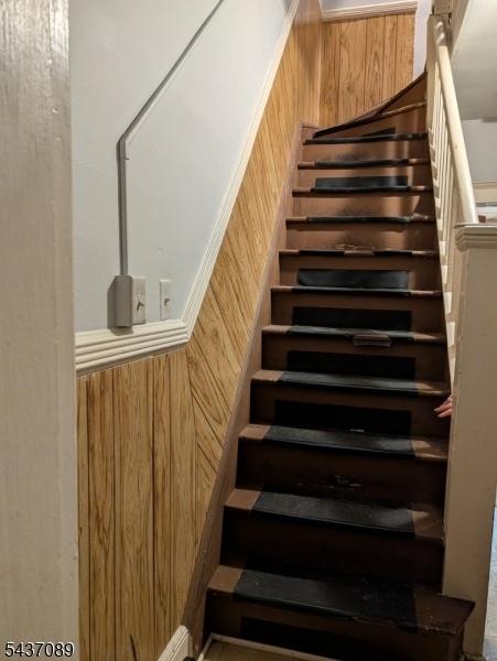 Stairs to 2nd Floor