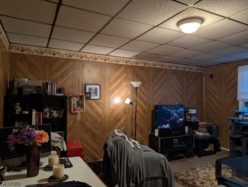 2nd Floor Living Room
