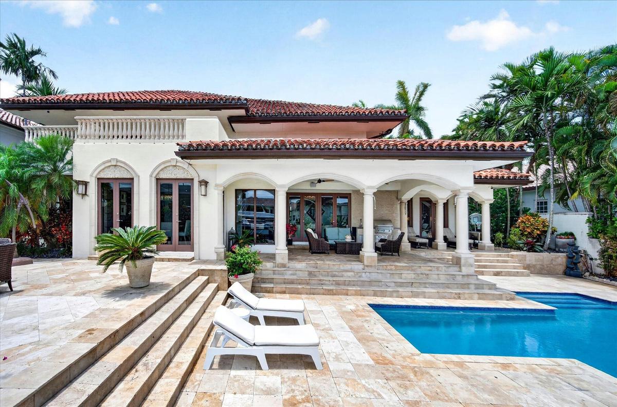 70-70-2740-NE-17th-St-Fort-Lauderdale-FL