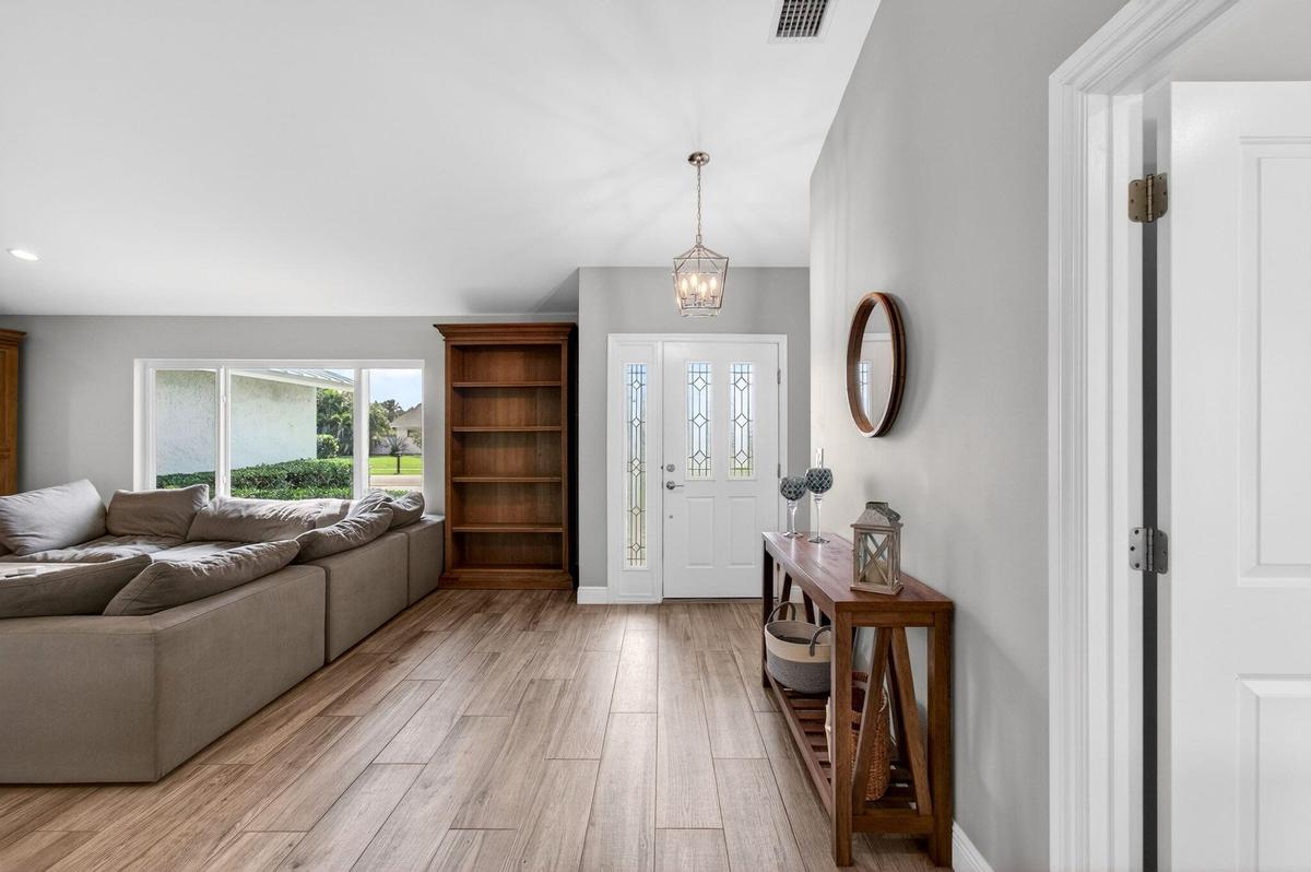 Front Entryway