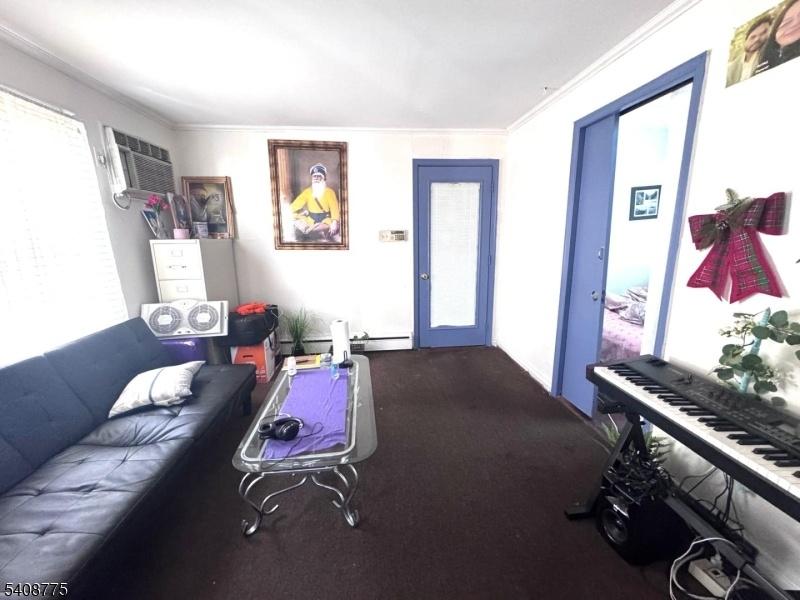 LIVINGROOM-1
