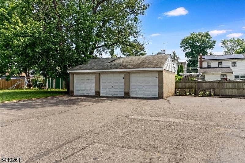 garage