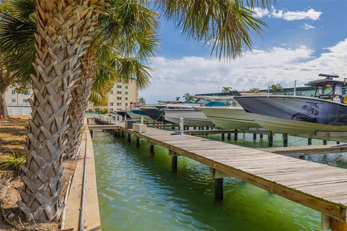 20 Boat Slips