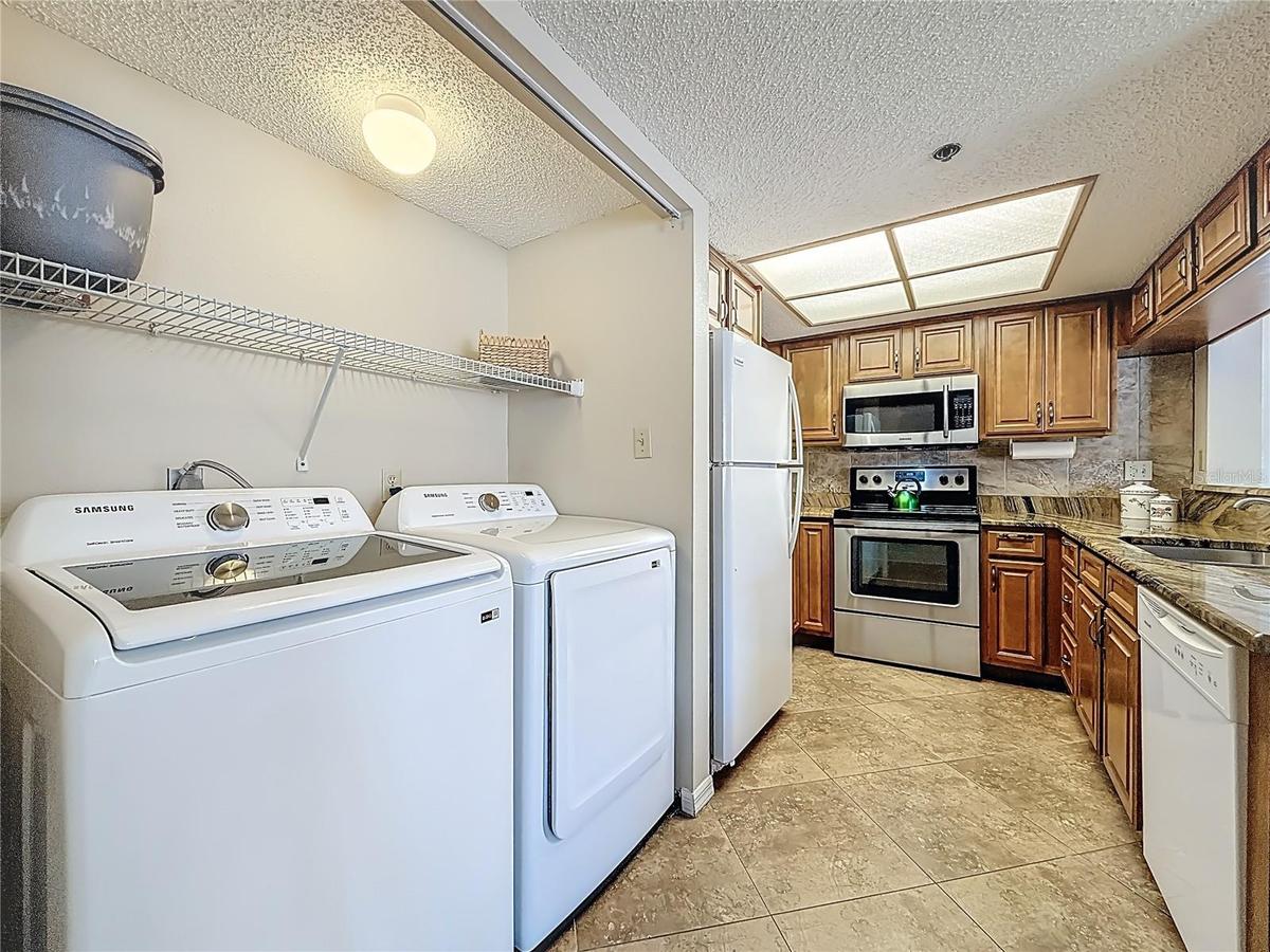 Kitchen/Laundry