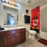 Mickey Full Bath En Suite